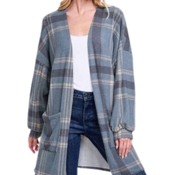 Plaid Loose Fit Cardigan - Picture 3 of 3